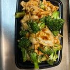 Best Chicken with Broccoli in Lincoln Park, NJ