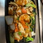 Best Double Delight with Garlic Sauce in Lincoln Park, NJ